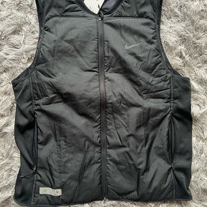Nike Running Division AeroLayer Therma-FIT ADV Running Vest [FD4642-010]